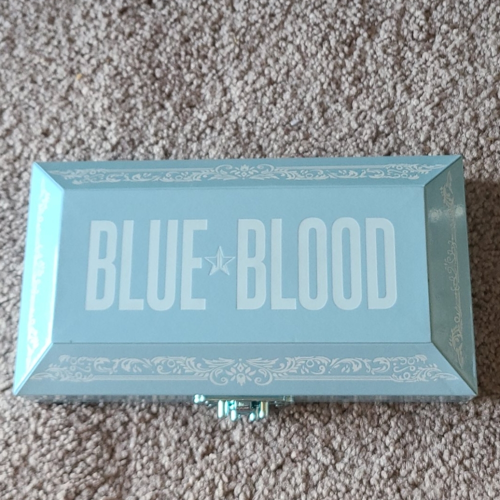 Jeffree Star Blue Blood Palette